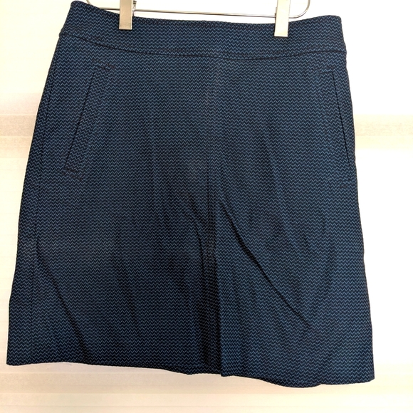 LOFT Dresses & Skirts - Loft Petites A-Line Skirt Size 6P